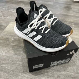 NWT Adidas Cloudfoam Pure Shoes Brand New Women 7.5